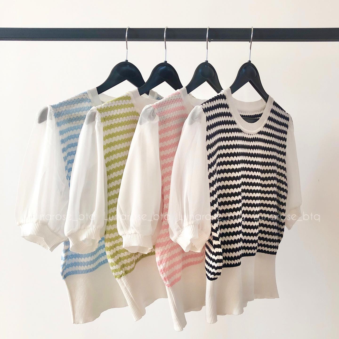 بافت ظریف راه راه