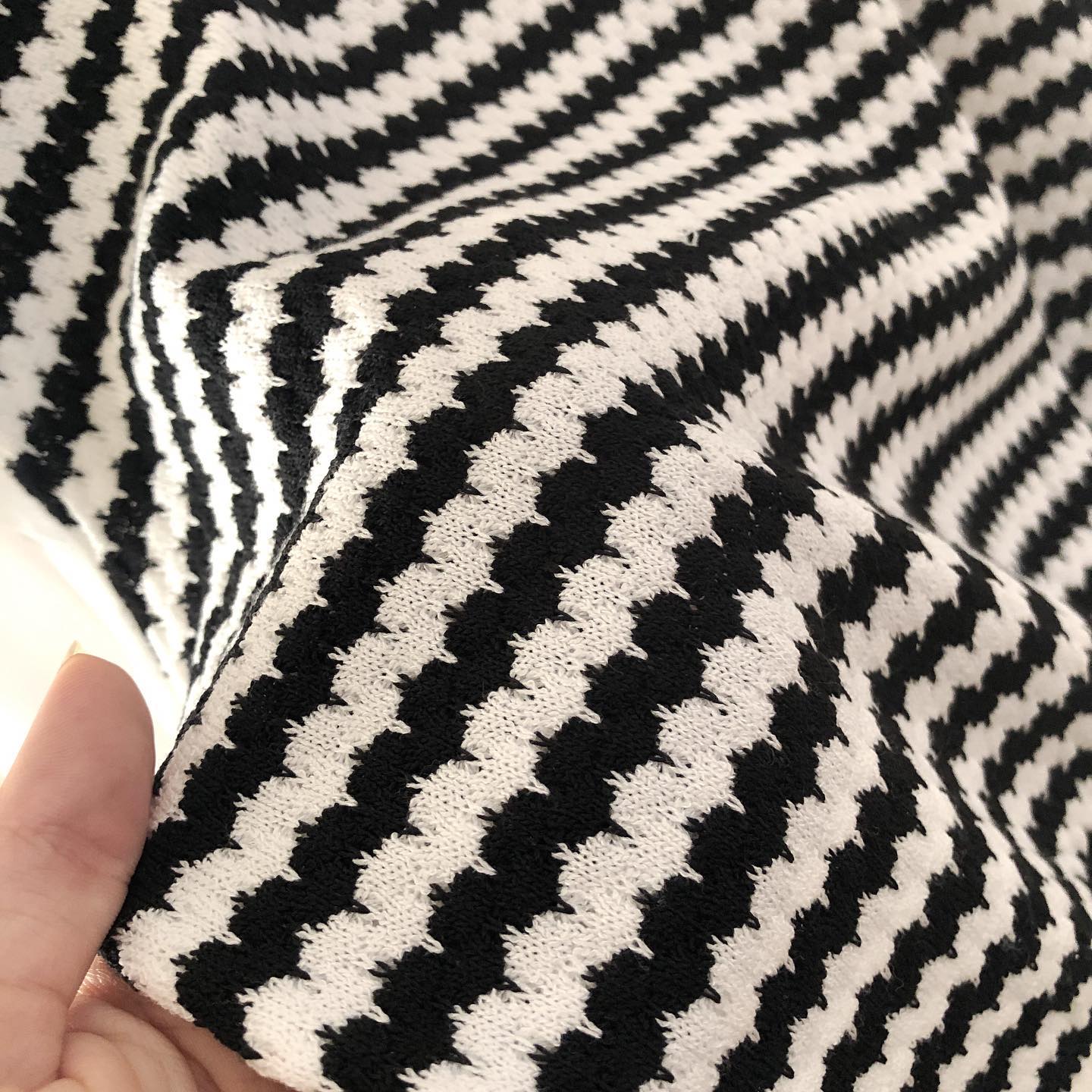 بافت ظریف راه راه - Image 4