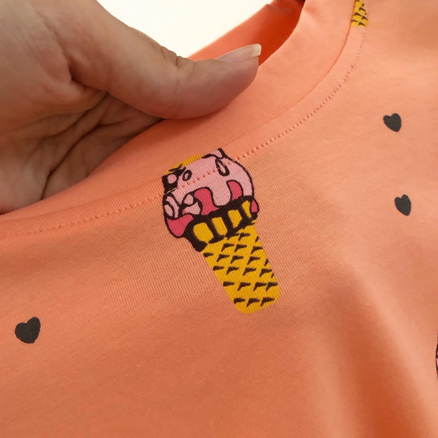 تیشرت وارداتی چاپی بستنی - Image 5