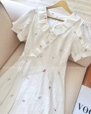 پیراهن سفید گلدوزی